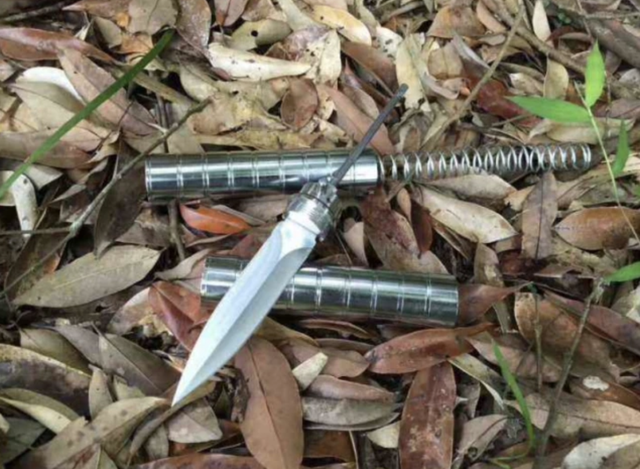 小型冷兵器图片,历史、种类与影响,小型冷兵器,图片展示、历史演变、种类多样及其深远影响