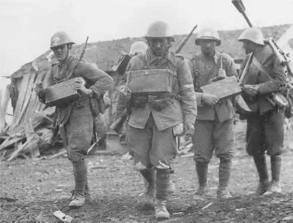 西南军区十四集团军前身的历史沿革与变迁，西南军区十四集团军前身的历史沿革与演变之路