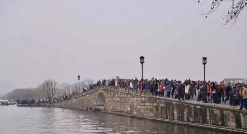 长律湖之水门桥,历史的见证与文化的传承——免费观看的深意,长律湖之水门桥,历史见证与文化传承的深意——免费观影体验