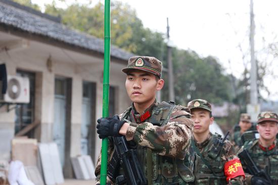 武警新兵服装,荣耀与责任的象征,武警新兵服装,荣耀与责任的标志