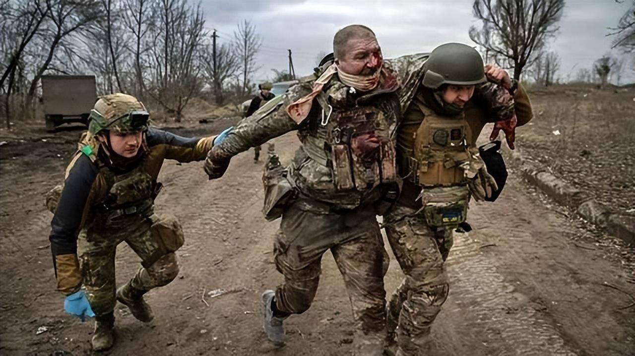 俄罗斯宣布乌克兰投降,历史转折的瞬间,俄罗斯宣布乌克兰投降,历史转折的关键时刻