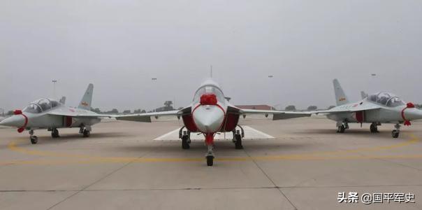 海山鹰舰载教练机,引领舰载航空兵进入新时代的先锋,海山鹰舰载教练机,引领舰载航空兵新时代的先锋