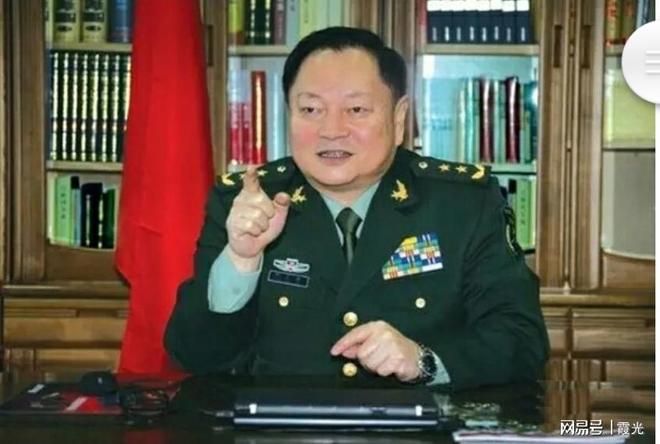 十四集团军四十师师长,英勇忠诚的军事领袖,英勇忠诚的十四集团军四十师师长,军事领袖的典范