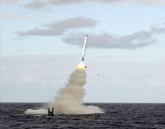 四艘现代级驱逐舰的购买年份及其影响,四艘现代级驱逐舰的购买年份及其深远影响分析